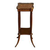 Table d'appoint de style Louis XVI en bois et placage
