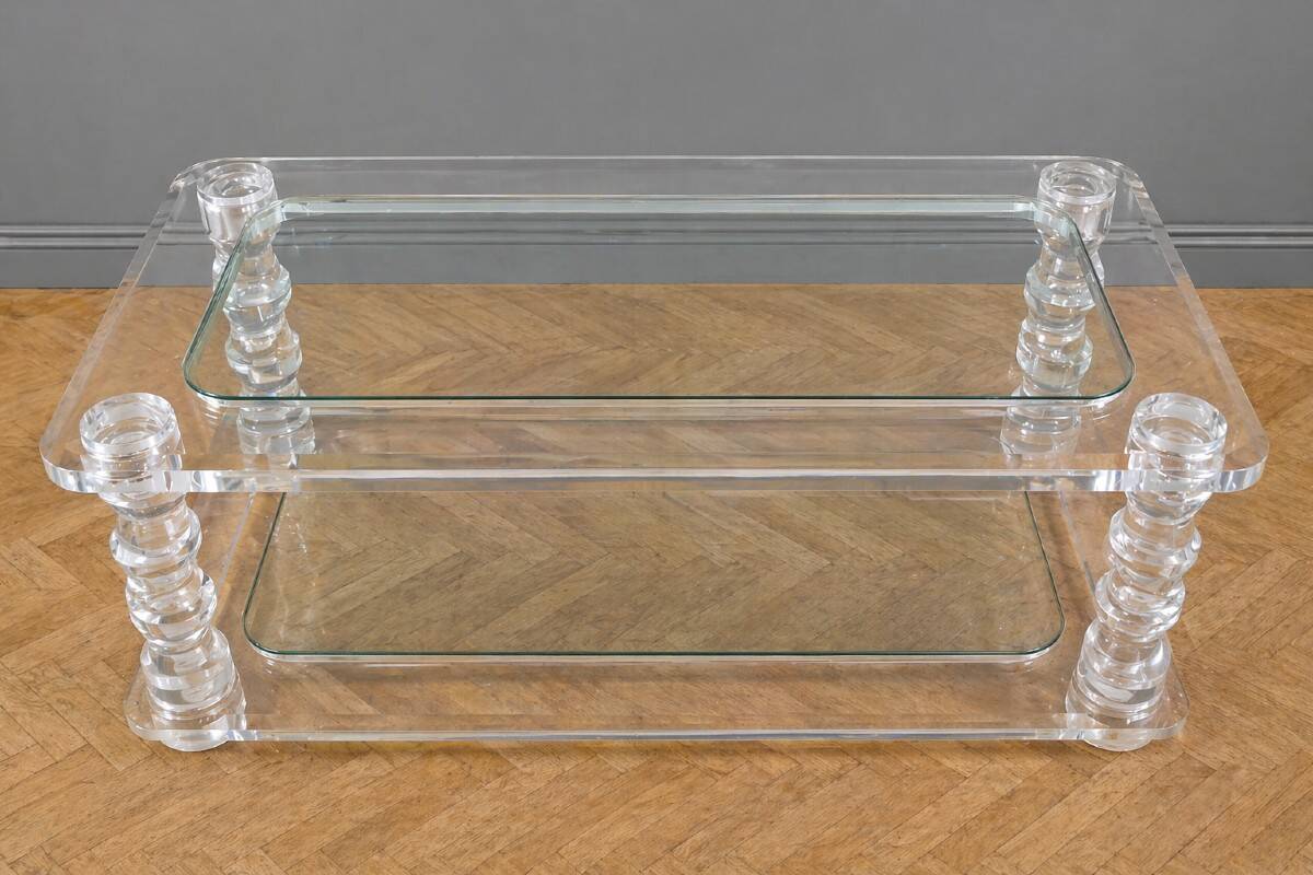 Table basse design Maison Roméo en lucite et verre – années 70