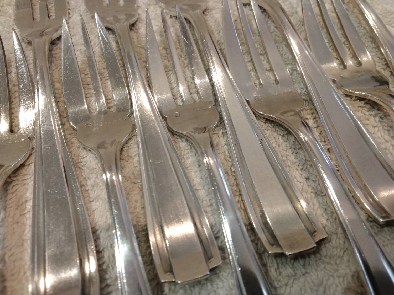 11 silver-plated metal cake forks Boulenger Betty