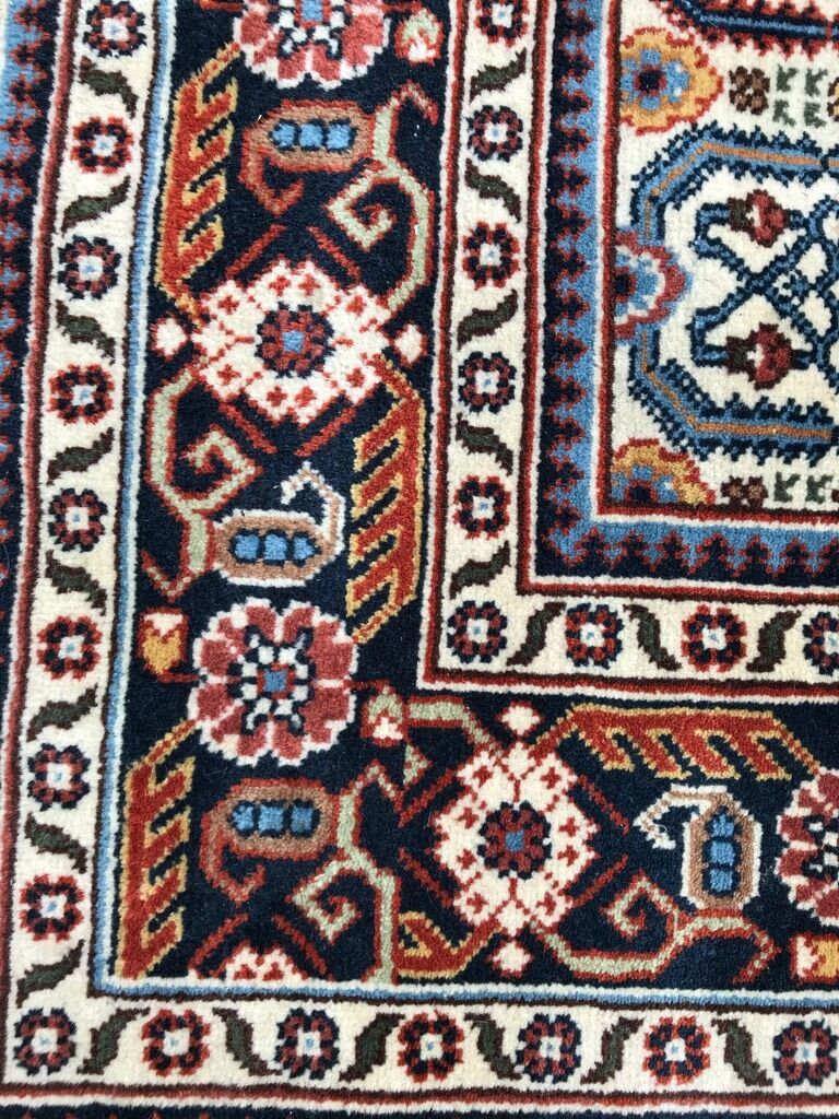 Old transylvanian carpet 202x304cm
