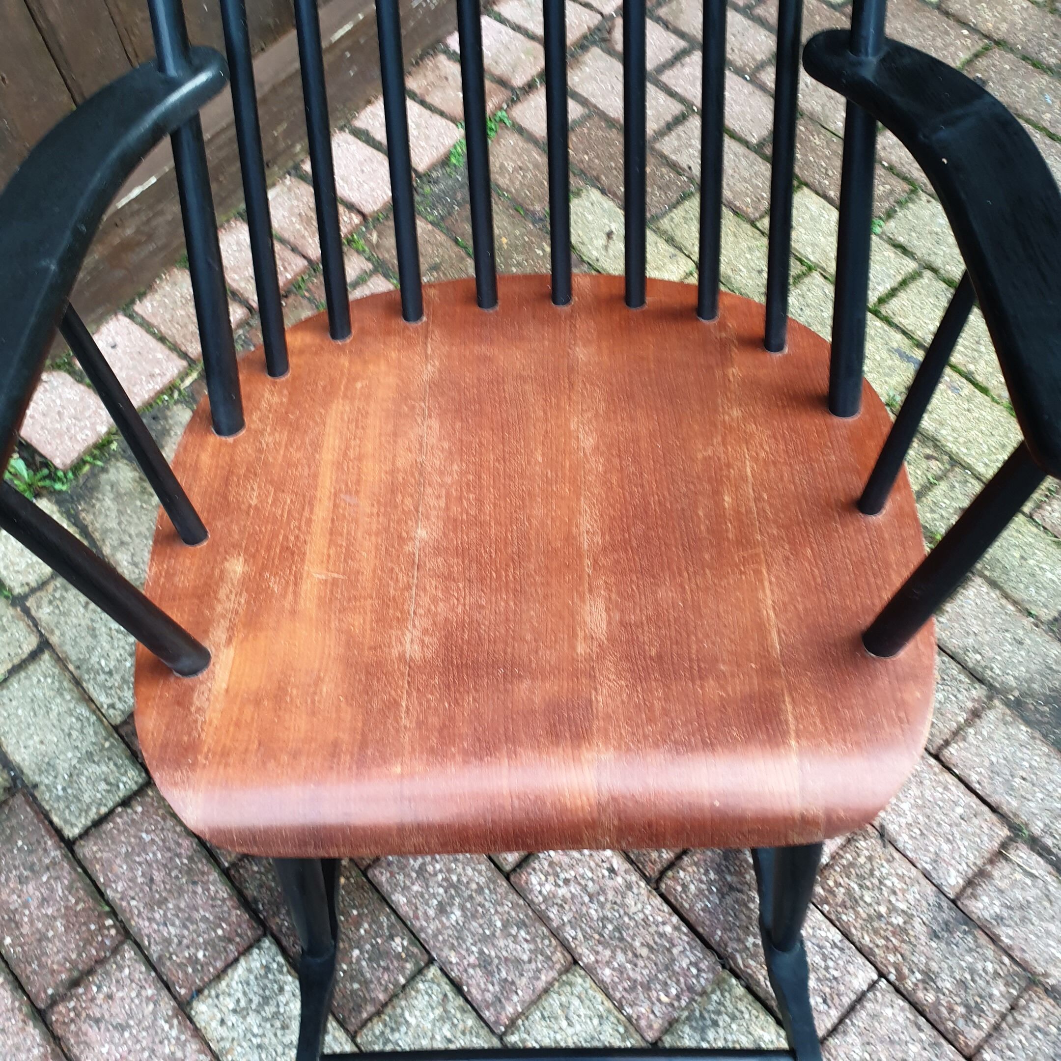 Vintage Scandinavian rocking-chair