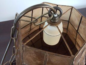 Hanging lamp blinds day mother and brass