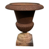 Médicis vase in cast iron