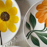 8 Assiettes à dessert Gien Fleurs peintes à la main Orange Vintage Année 70