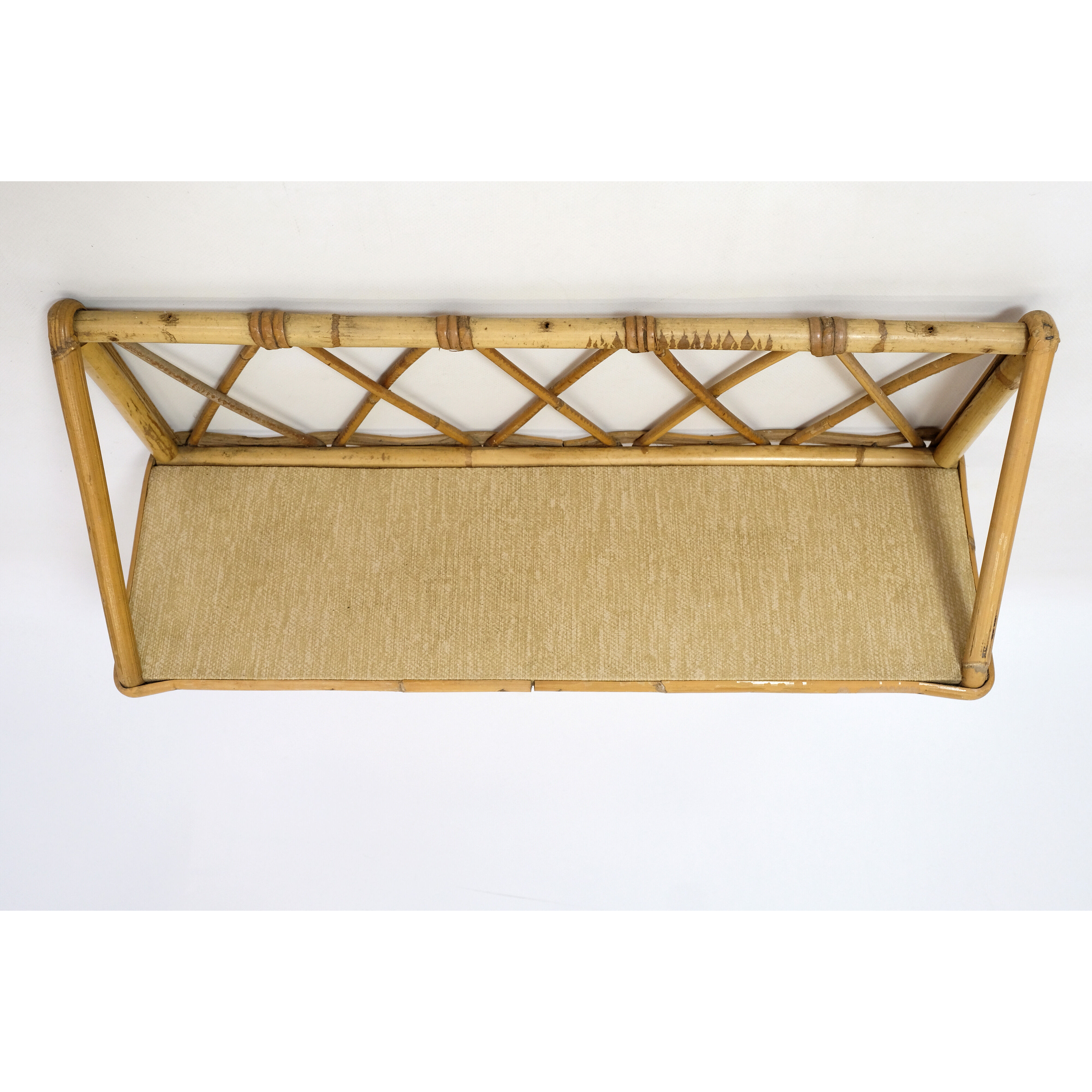 Rattan shelf from the 1960s-1970s.