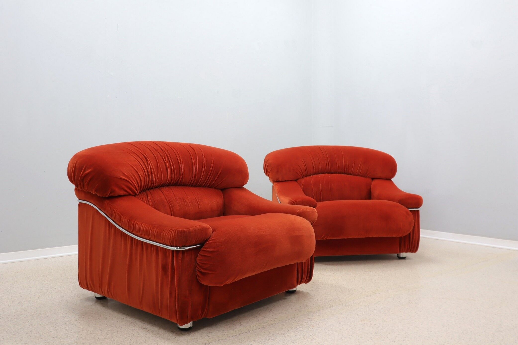 Vintage velvet armchairs Italy 1970s