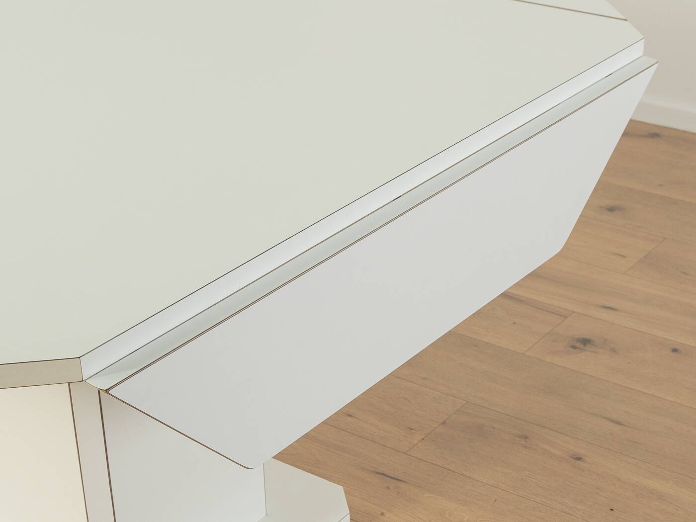 1980s dining table, Läsko