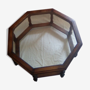 Octagonal coffee table with glass top