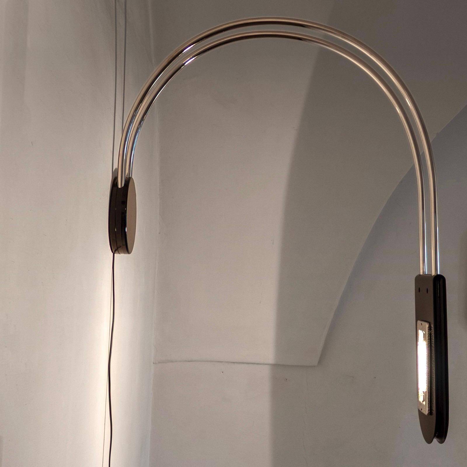 Pair of Design Wall Sconces "Gesto" , Bruno Gecchelin for Skipper, 1970s