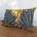 Printed cushion "leaf of the traveler's tree" 50x30