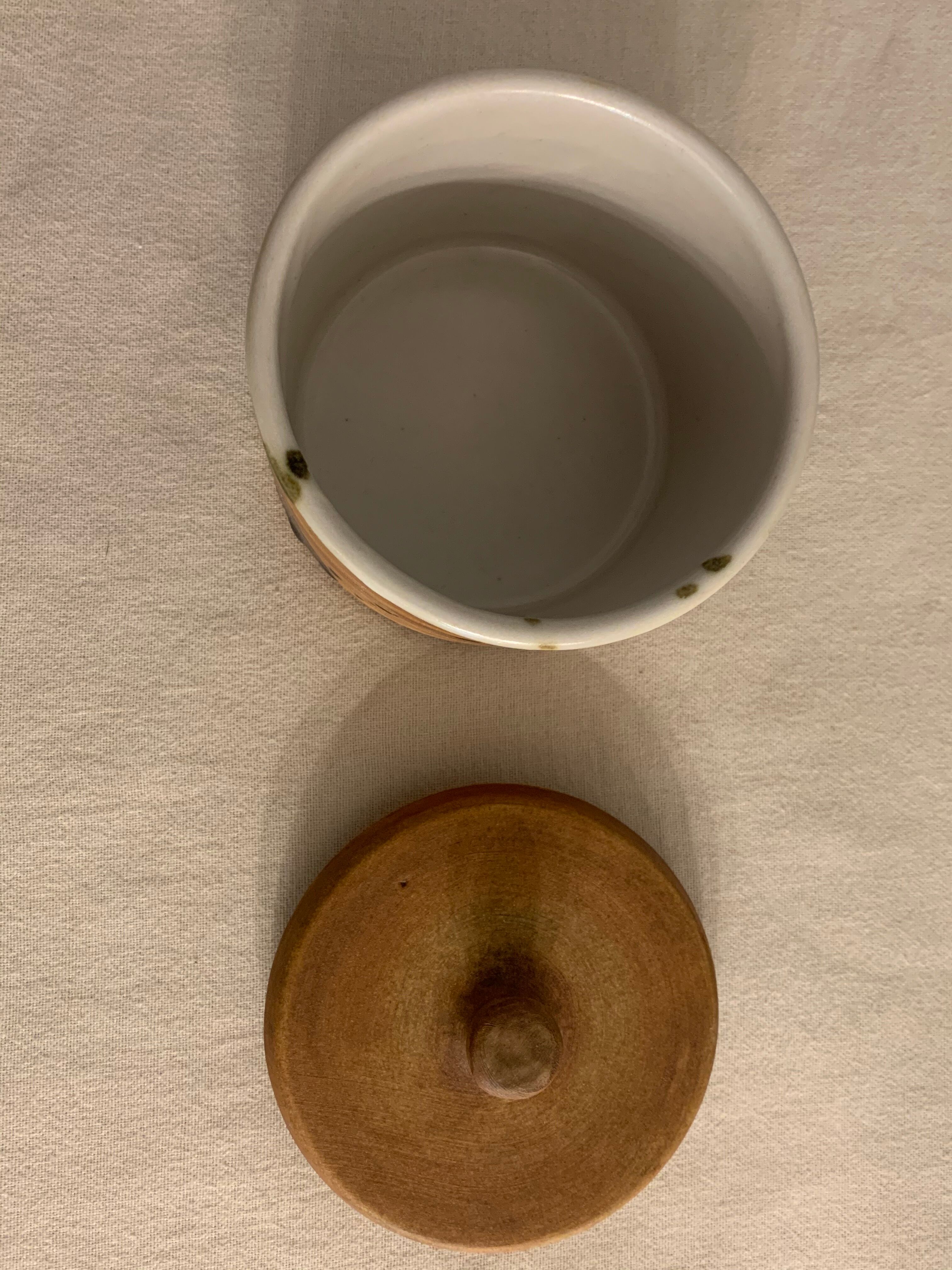 Pot de la Poterie de La Colombe in Vallauris style enamelled sandstone