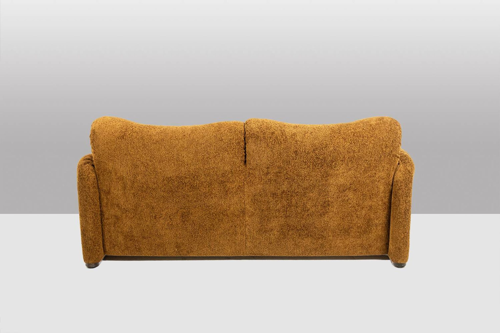 Vico Magistretti. 2-seater sofa, “Maralunga” model. 1970s.