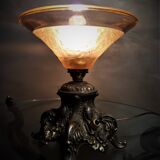 small lamp in golden regule 1930 to 40 with inter, and opaque molded glass pink ,,,23cmx17cm