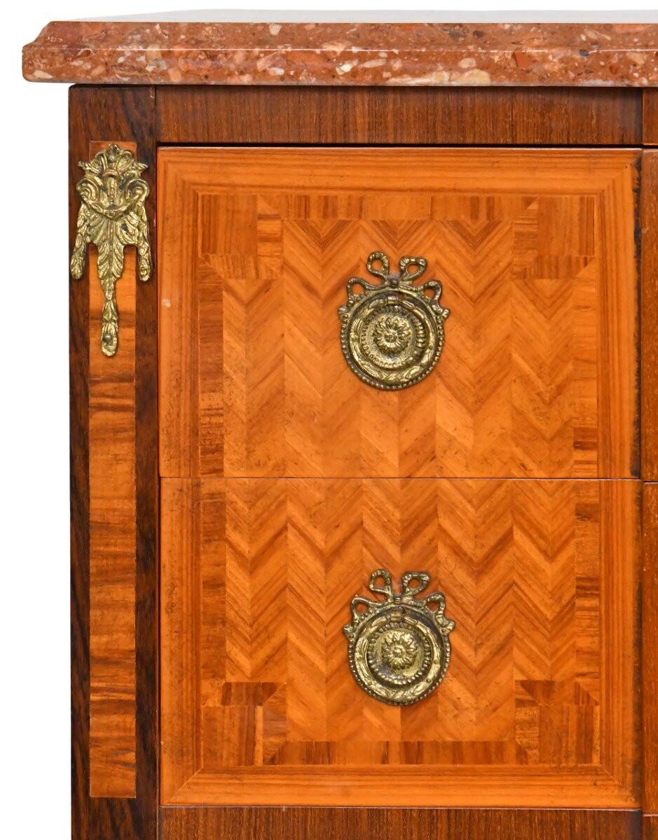 Louis XVI style commode in marquetry