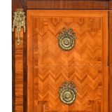 Louis XVI style commode in marquetry