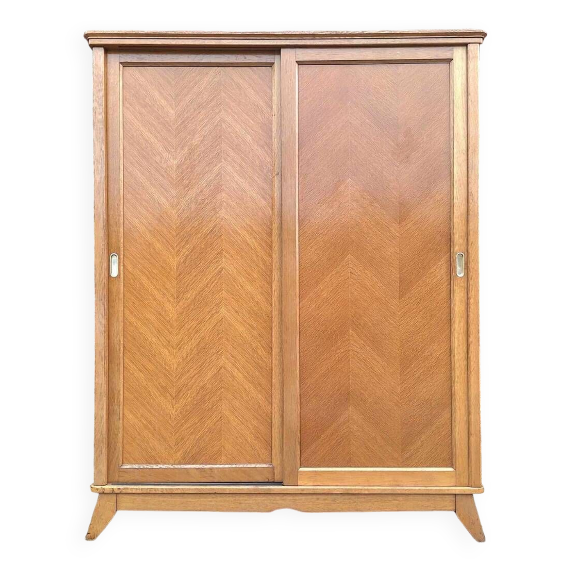 Armoire vintage