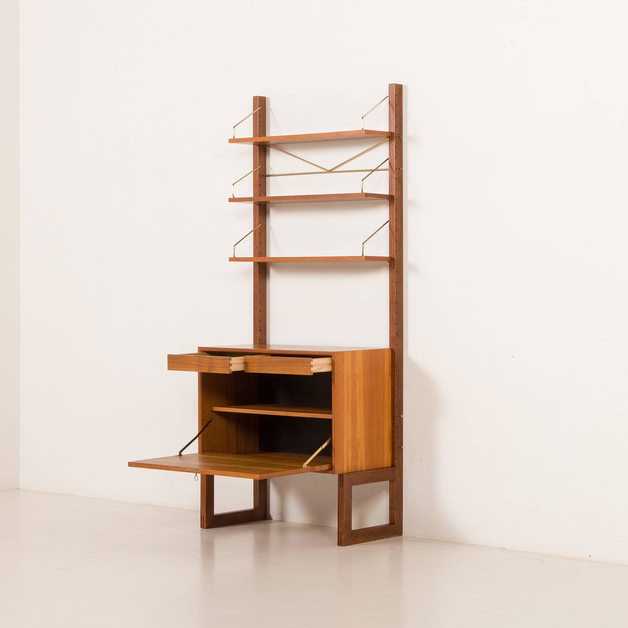 Poul Cadovius free standing wall unit for Cado, 1960s