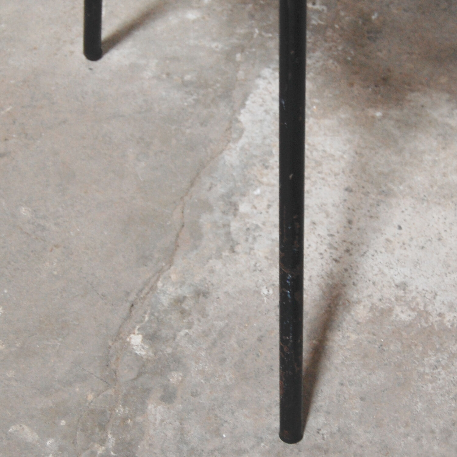 Set of 4 chairs model "Coquillage" by Pierre Guariche for Meurop