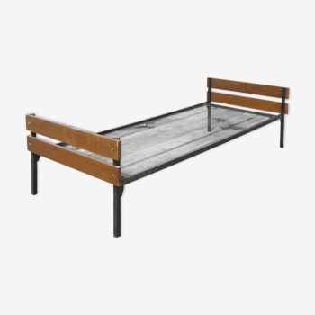 Lit daybed scandinave marque Dico