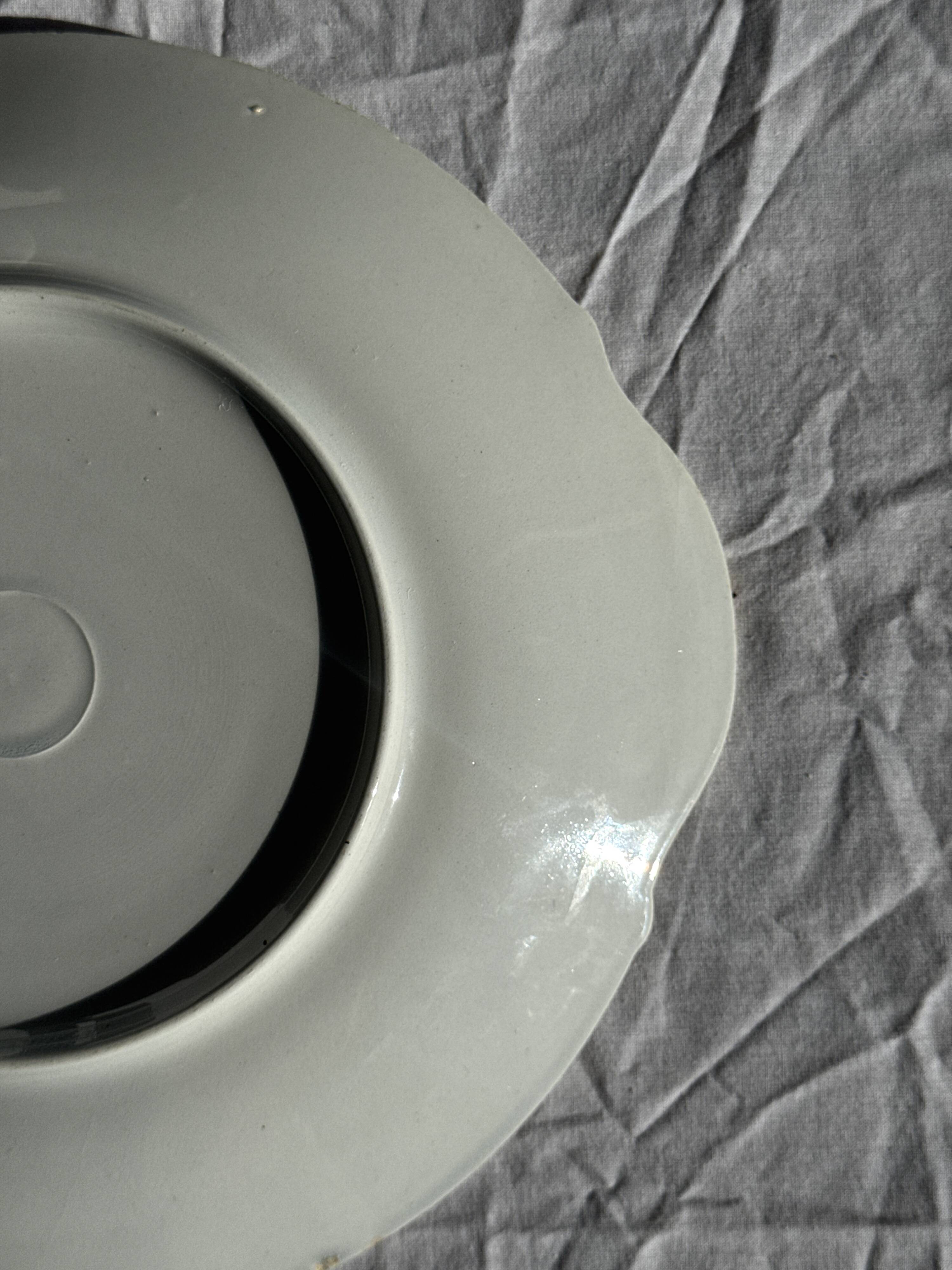 Old pie dish with 2 handles, golden wheat patterns, D28.