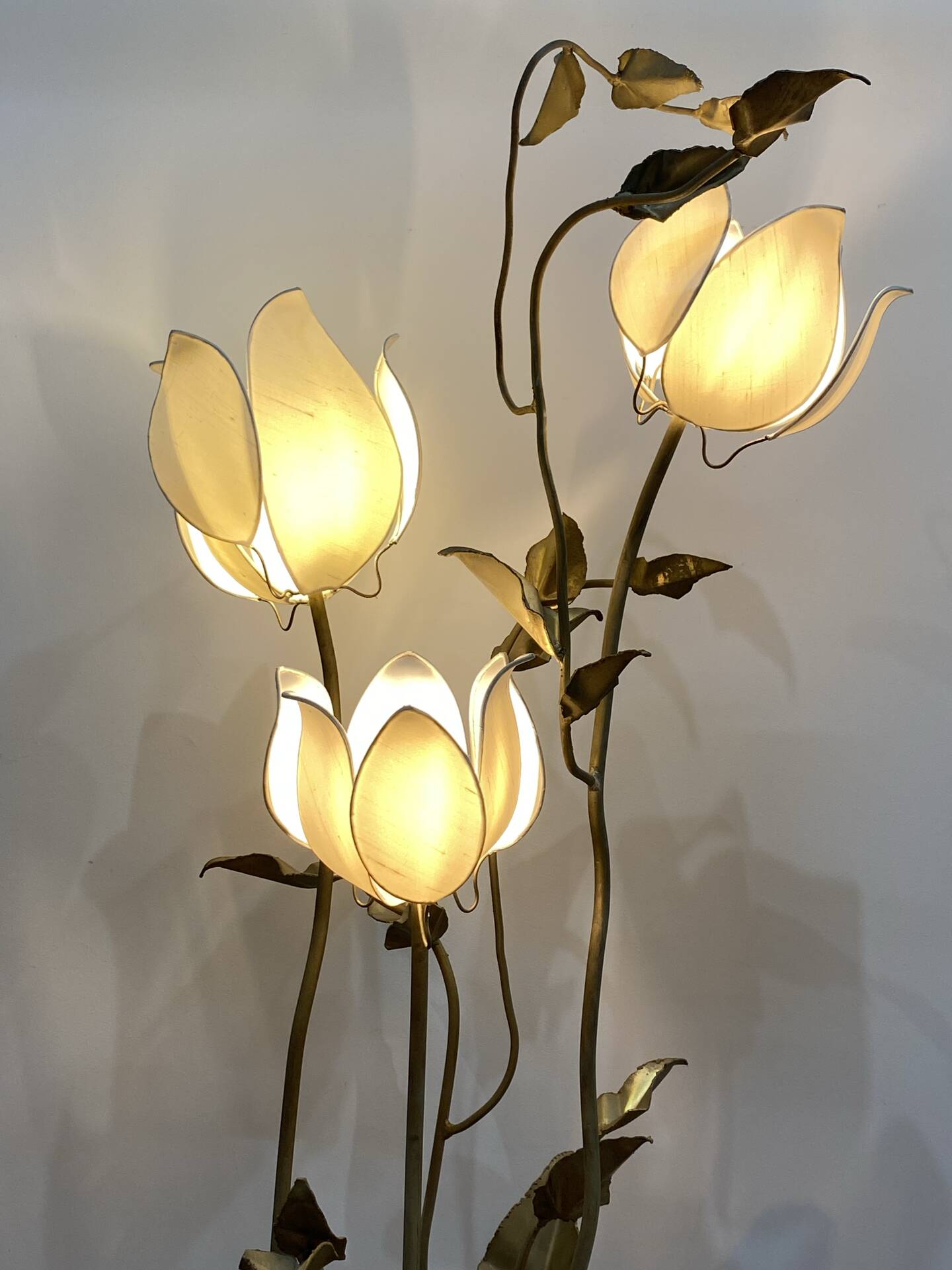 Lampadaire fleurs de lotus