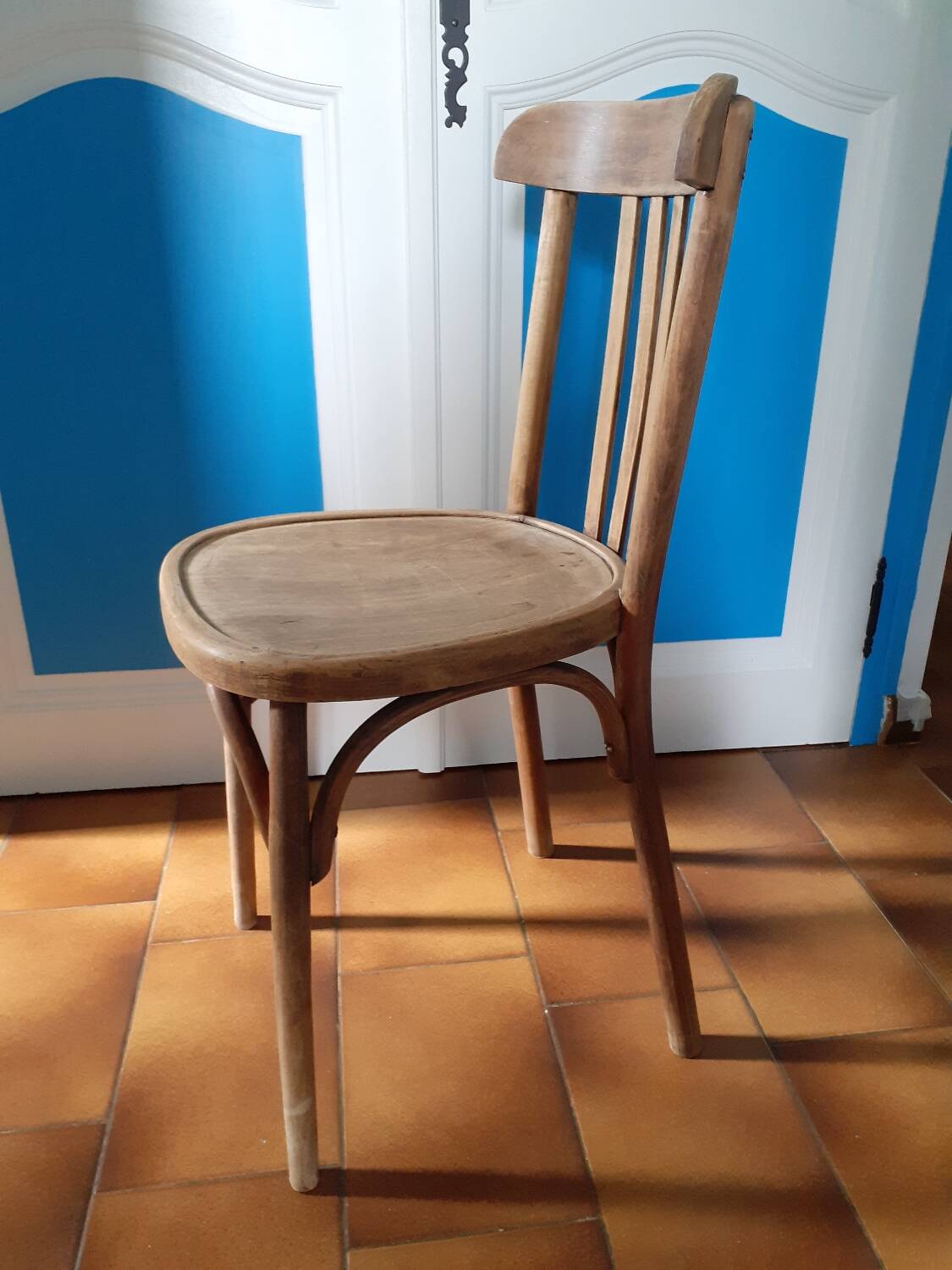 Bistro chair