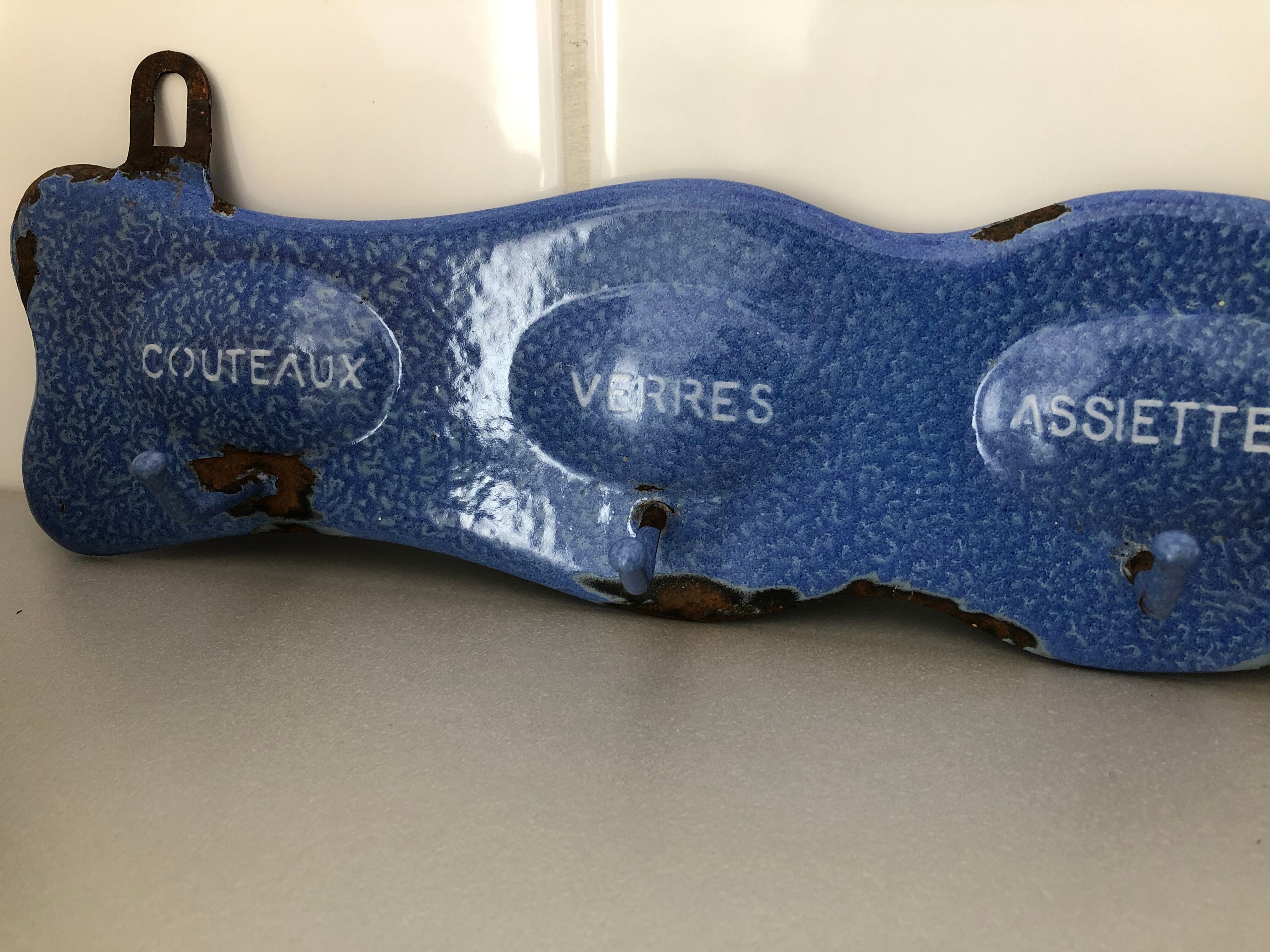 Old enamelled tea towel door