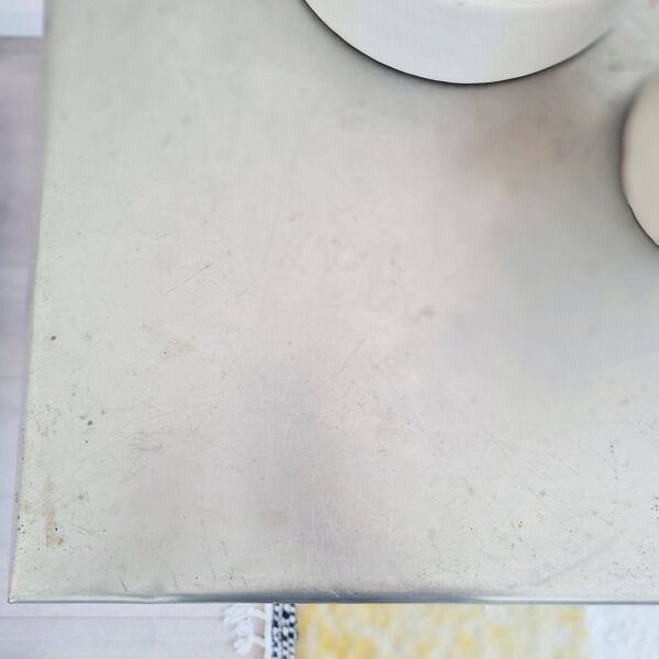 Table de métier en bois et zinc