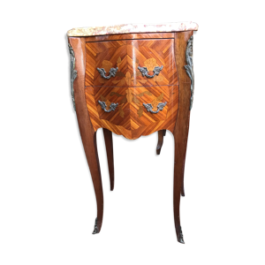 table de chevet style