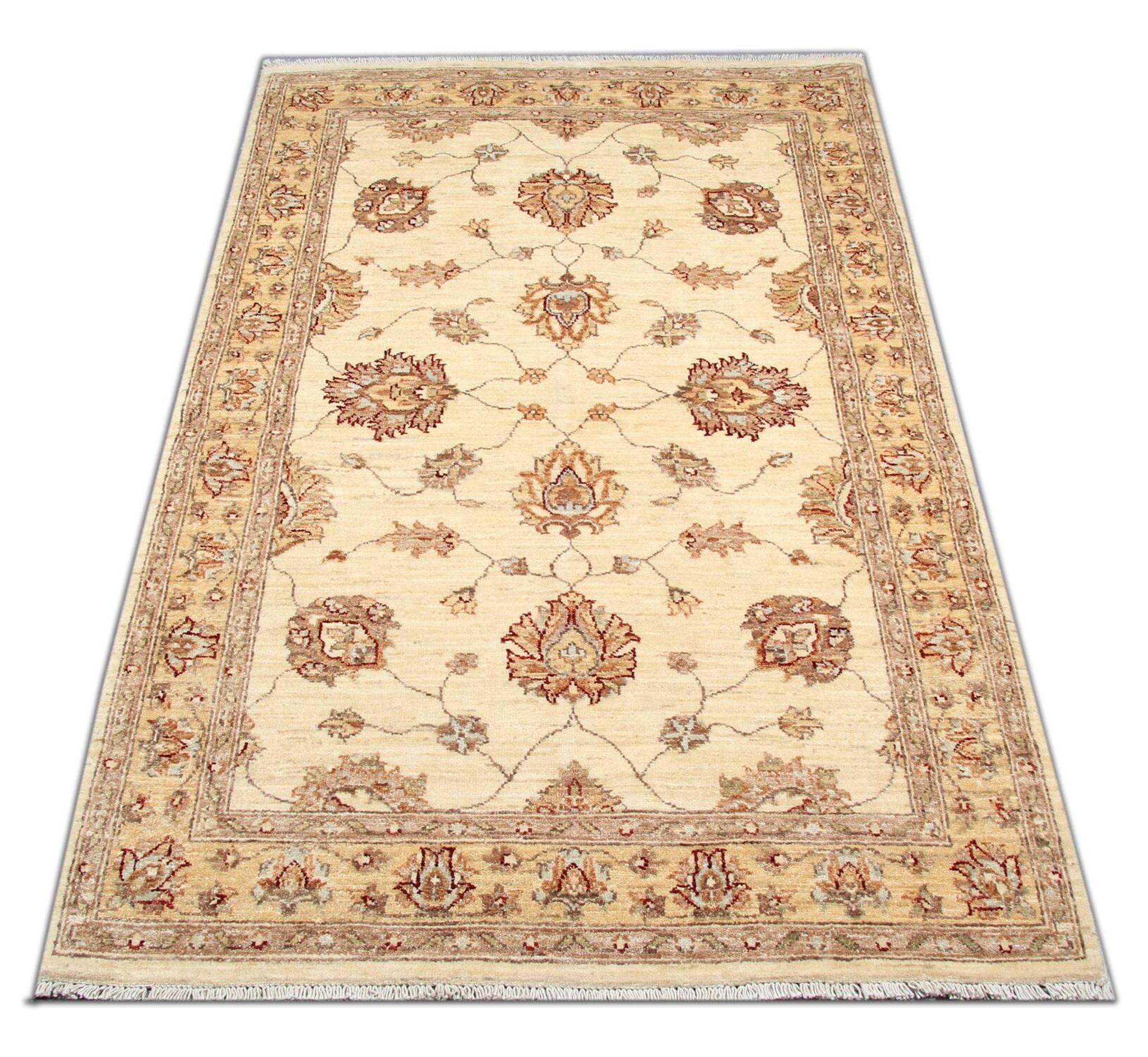 Handmade Cream Wool Rug, Traditional Floral Carpet for Bedroom Living Room