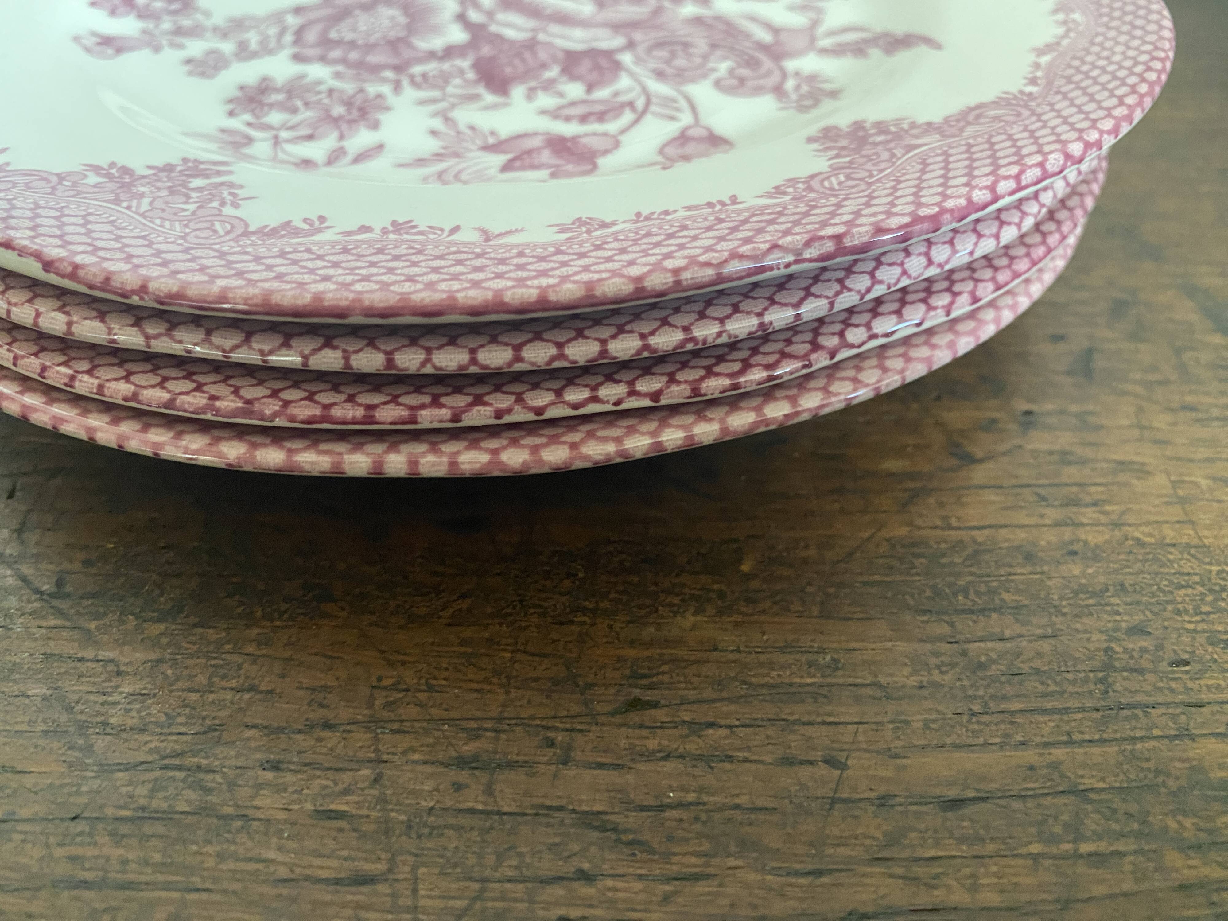 Set of 4 floral pattern dessert plates