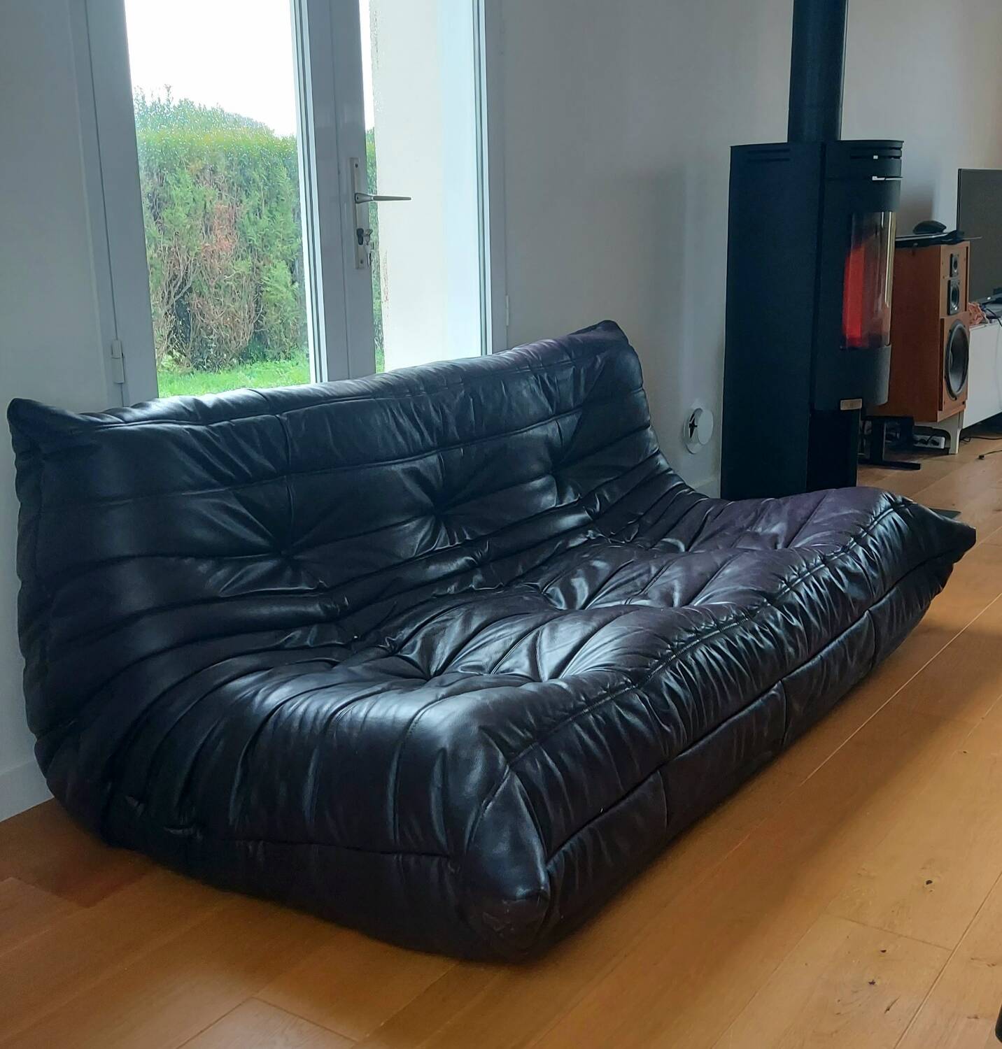 Togo 3-seater - Sofa - 3-seater bench seat in dark plum-colored full-grain leather by Ligne Roset - Very good condition