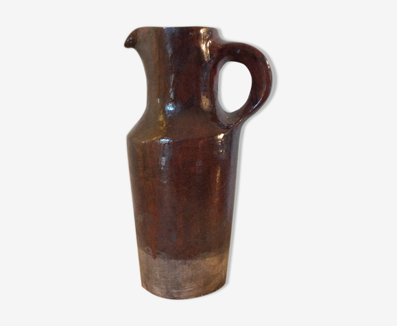 Poterie artisanale en terre cuite vernissée