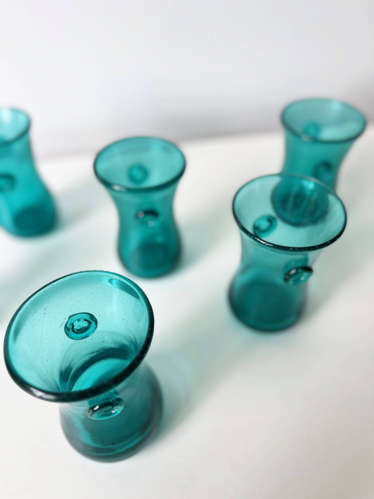 Set of bubble glass water glasses from the 1960s.