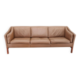 Canapé 3 places danois des années 1970 en cuir marron avec structure en hêtre