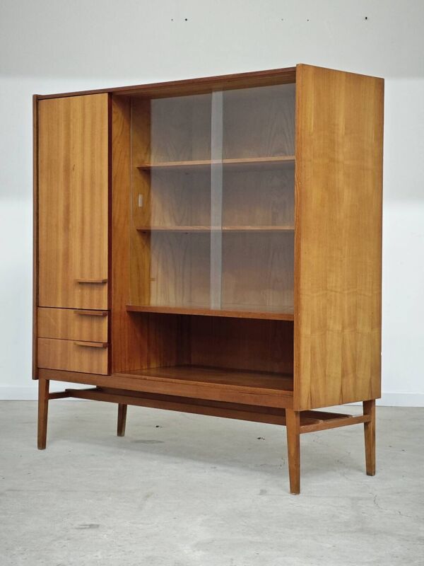 Vaisselier, buffet haut par Frantisek Mezulanik pour Up Zavody 1960
