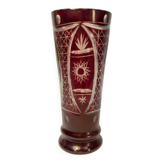 Antique small vase in ruby red Bohemian crystal - Height 21 cm