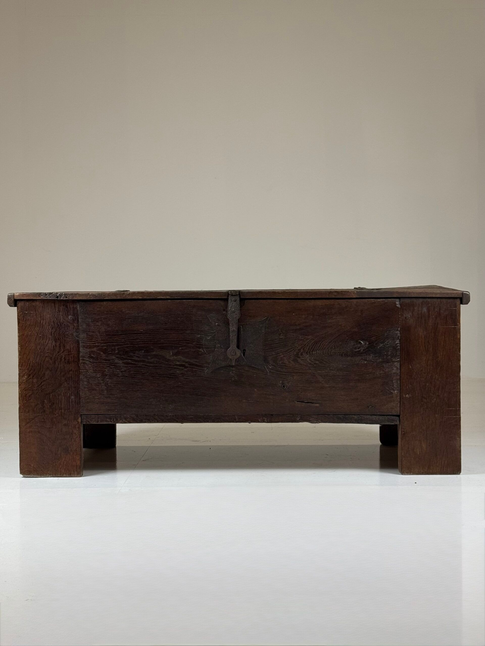 Stollentruhe chest 17th century