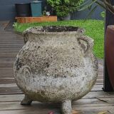 Eternit cauldron planter