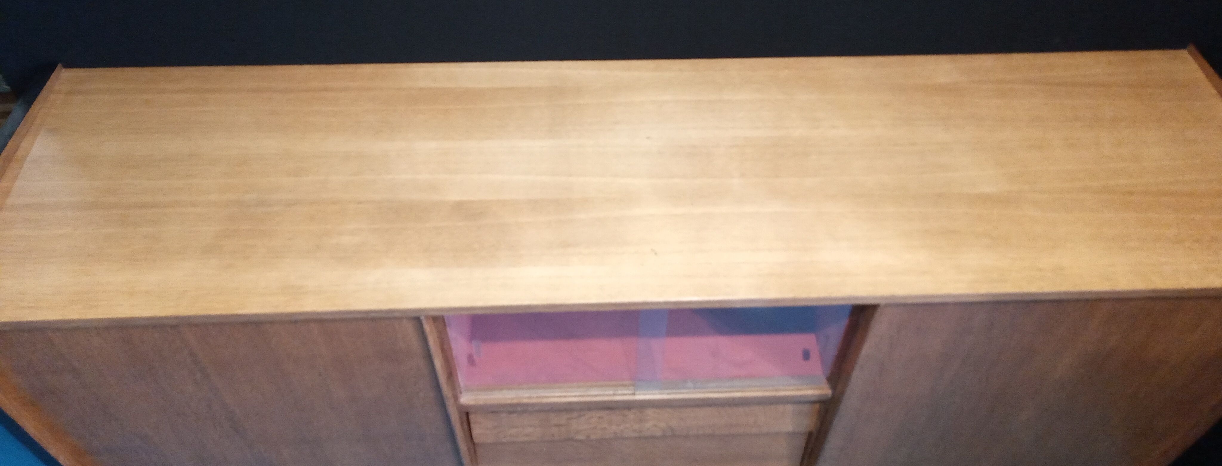 Oak-plated 1950s enfilade