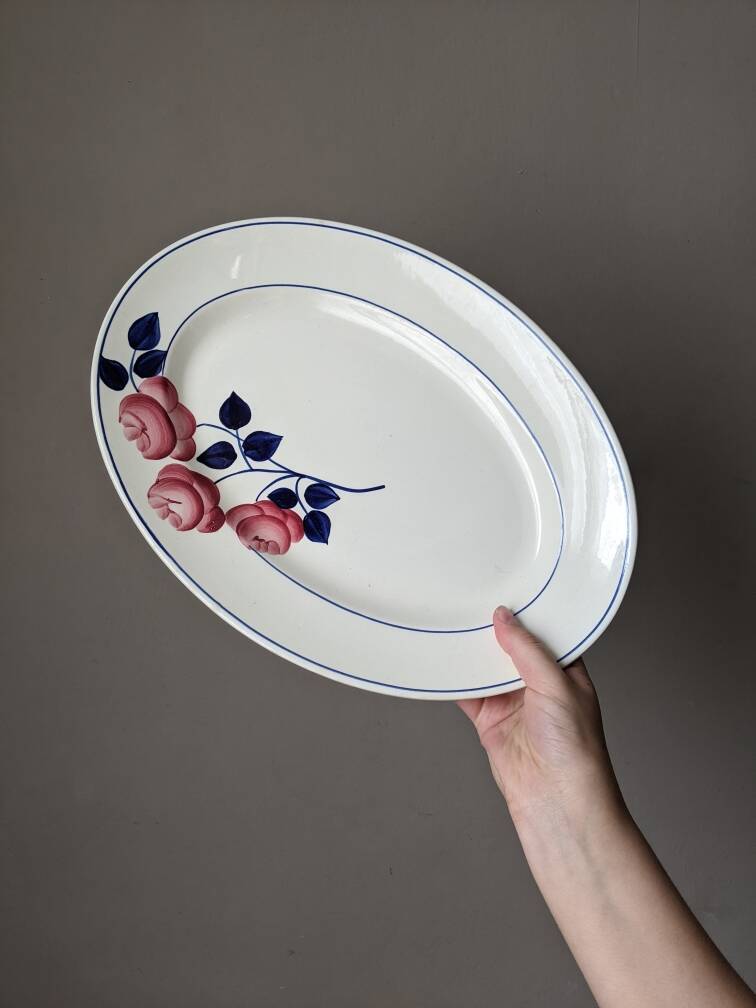 Antique oval ceramic dish with hand-painted floral decoration, country decor