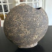 Vase brutaliste années 70