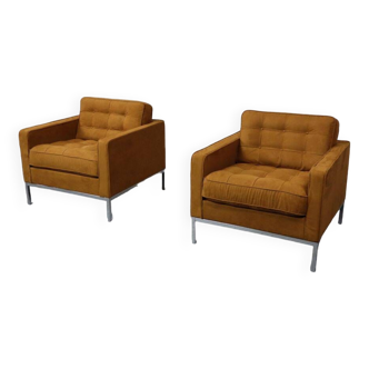 Pair of Florence Knoll lounge chairs for Knoll International