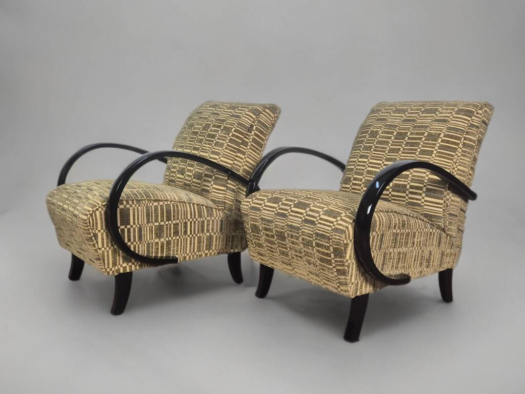 Pair of Art Deco armchairs H410 by Jindrich Halabala, 1940s
