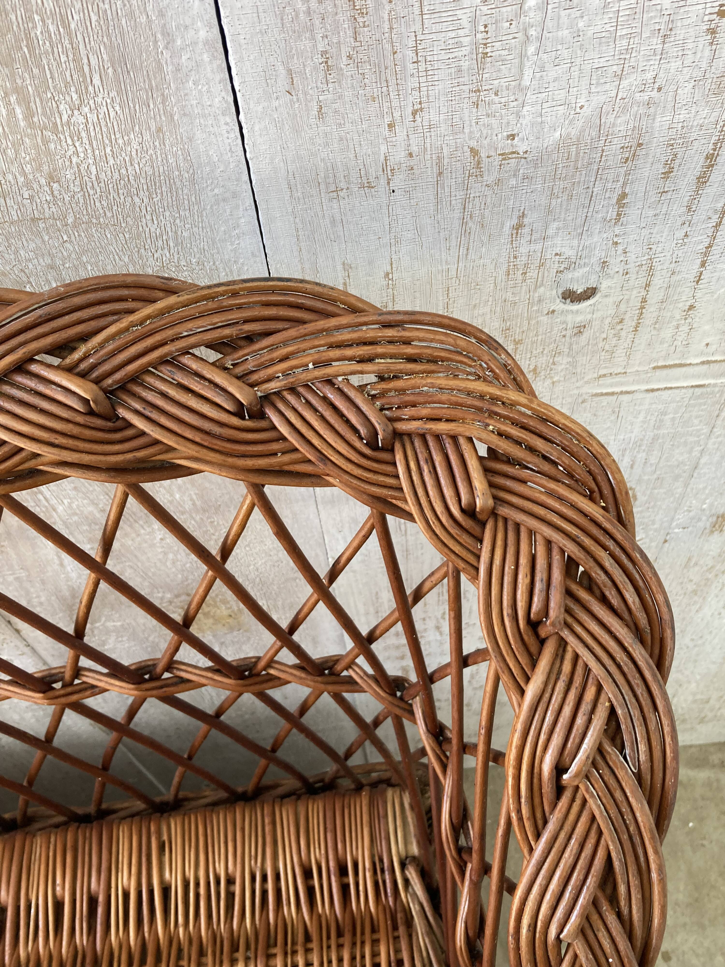 Coffre/banc en osier vintage