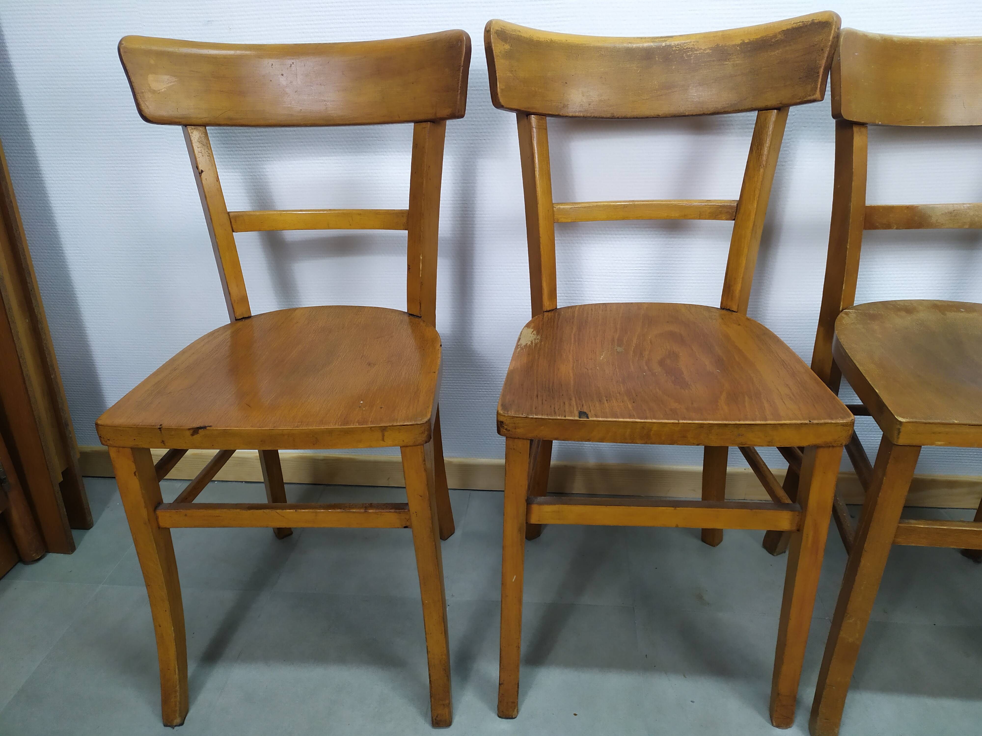 Set of 4 vintage wooden bistro chair