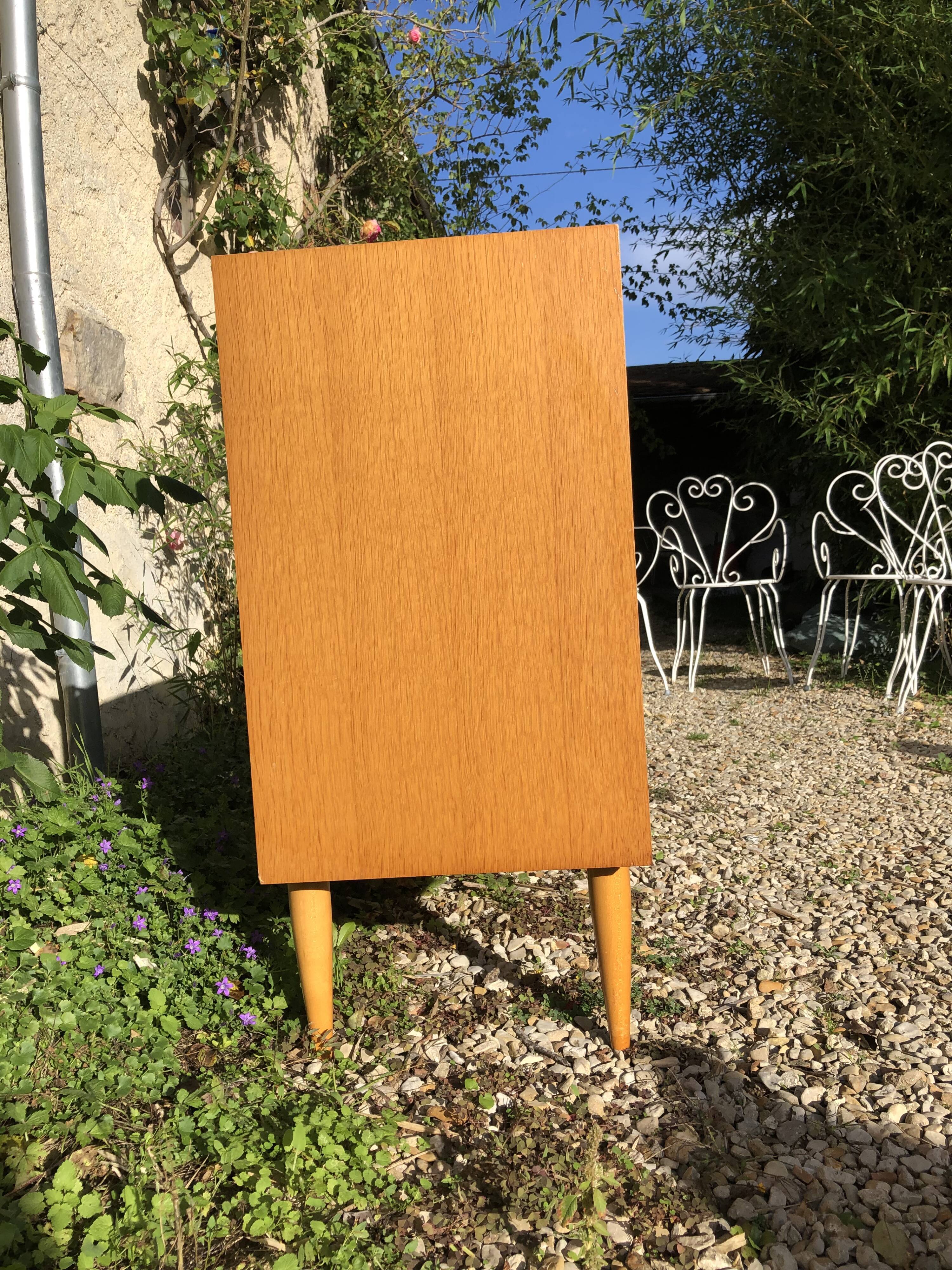 Vintage chest of drawers
