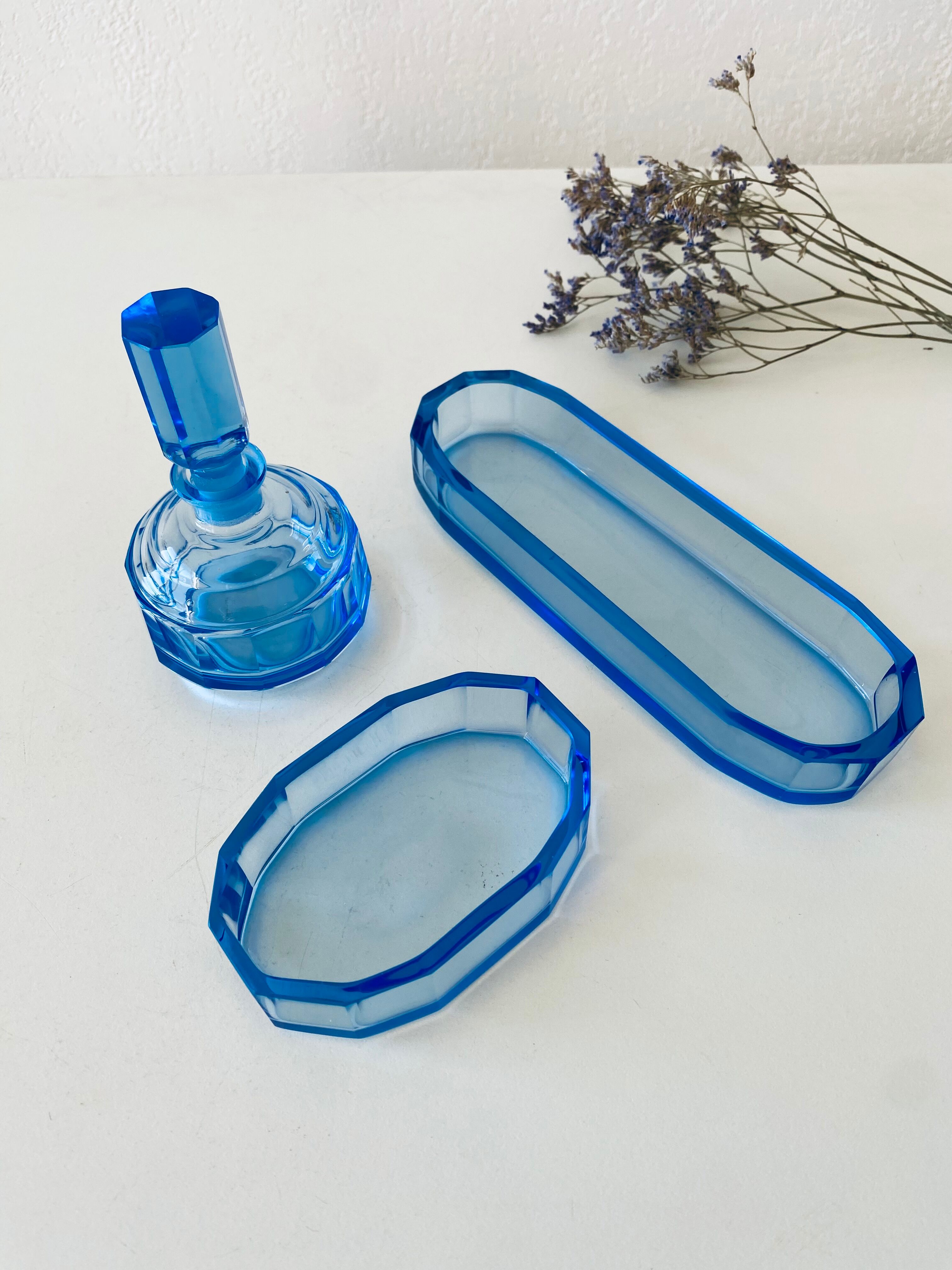 Crystal bathroom kit