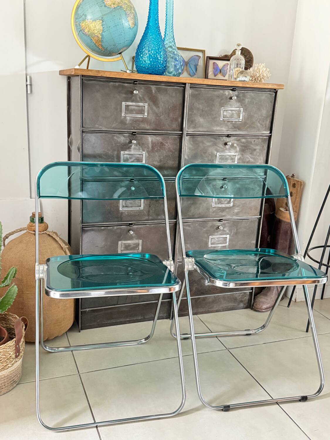 Set of 4 blue Plia folding chairs by Castelli