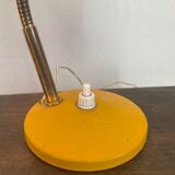 Lampe à poser cocotte années 60 en tôle jaune